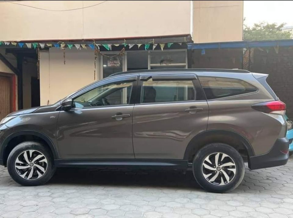 2018 model toyota rush G for sale/exchange